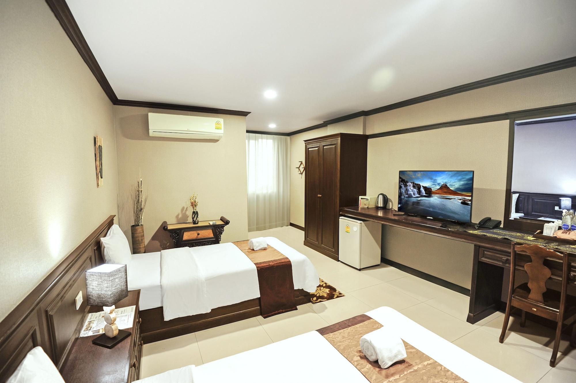 Romena Grand Hotel Chiang Mai Exterior photo