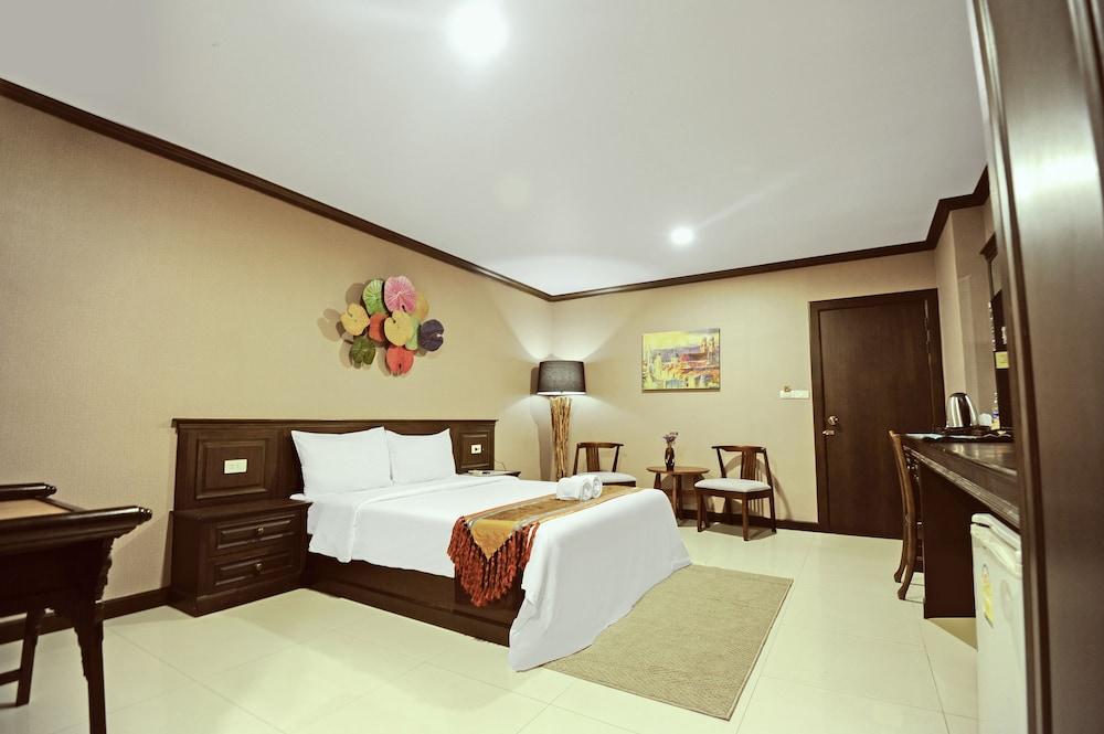 Romena Grand Hotel Chiang Mai Exterior photo