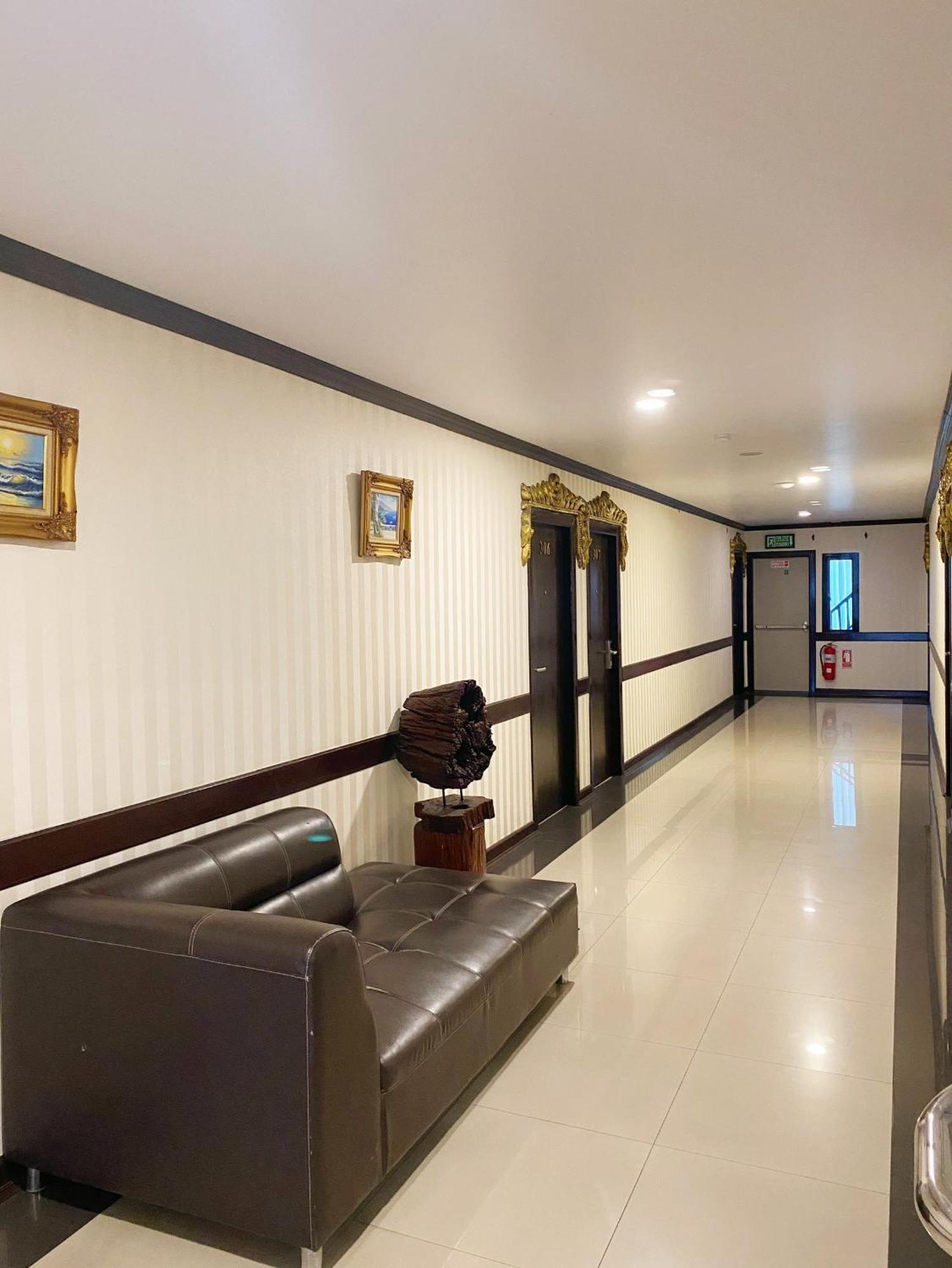 Romena Grand Hotel Chiang Mai Exterior photo