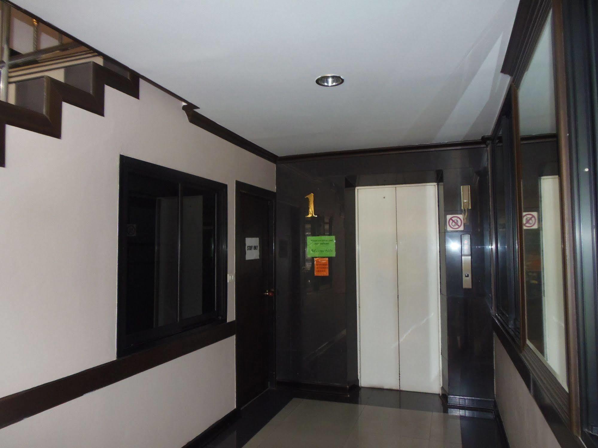 Romena Grand Hotel Chiang Mai Exterior photo